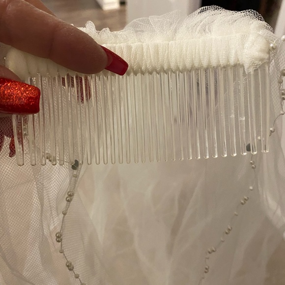 (image for) Selling a beautiful Off white wedding veil with beautiful embellishments!!!!
